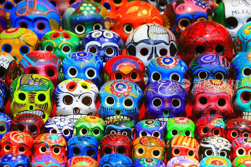 Día de Muertos:墨西哥卡拉维拉斯，头骨图案，墨西哥城文化